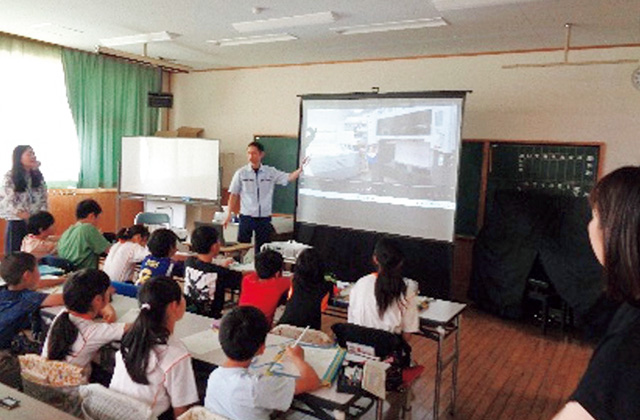 大津小学校 廃棄物の勉強会
